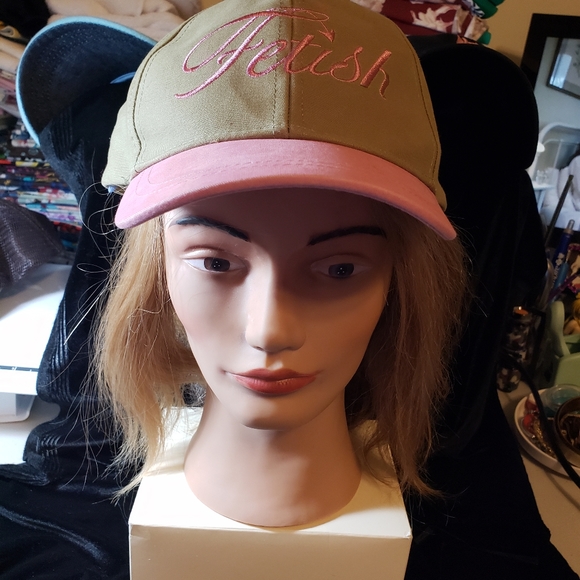 "FETISH'  LADIES HAT - Picture 4 of 16